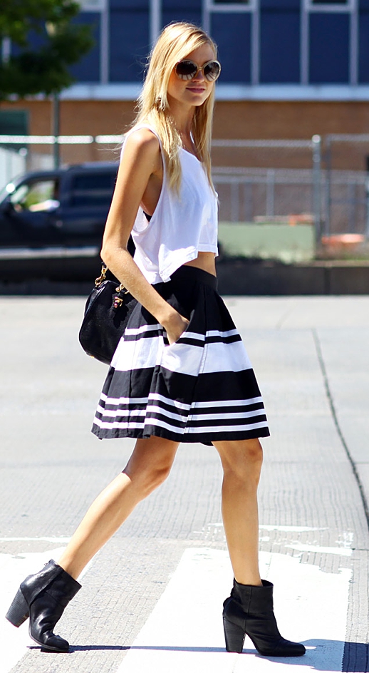 1_cool-and-casual-striped-skirt